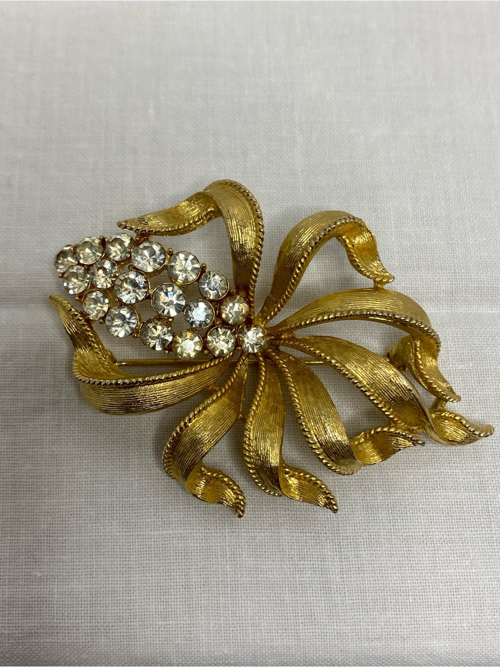 Vintage Ribbon Bow Brooch Clear Rhinestone Spray Large Gold Tone Unsigned